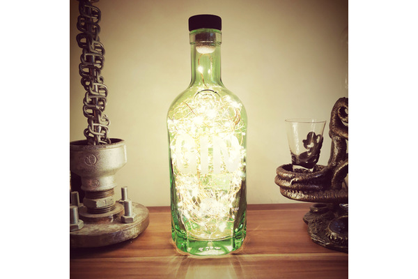 Masons botanically rich dry gin LED bottle light, 70cl