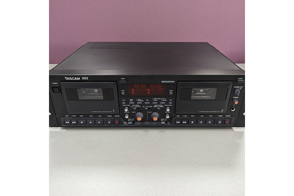 Tascam 302 dual record and playback cassette deck