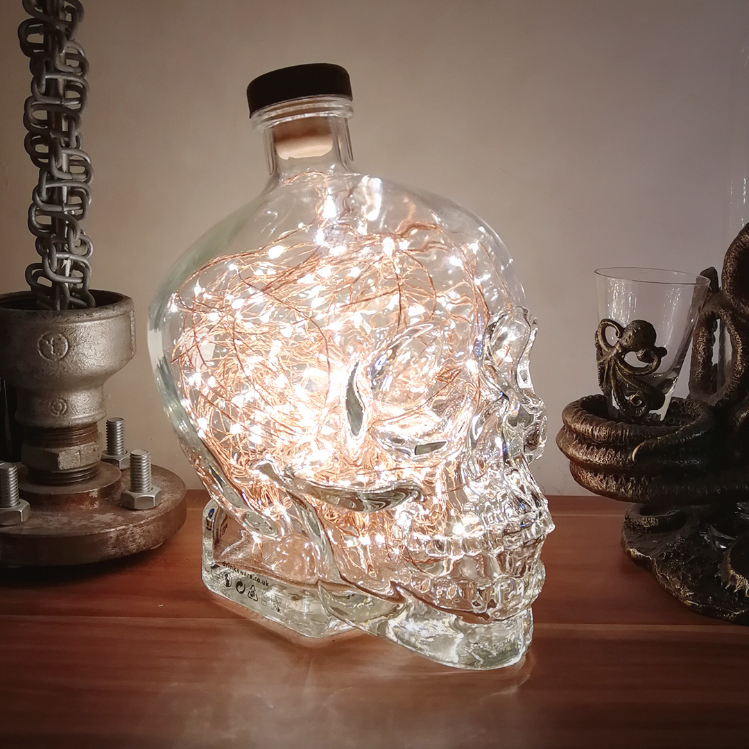 Også markedsføring Ellers Crystal Head Vodka large LED bottle light, 1.75 litre - Retro Style Media